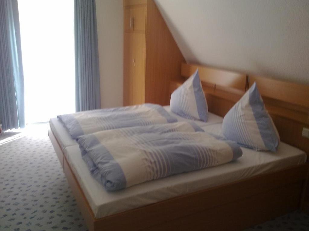 Hotel Diana Garni Bad Bertrich Room photo
